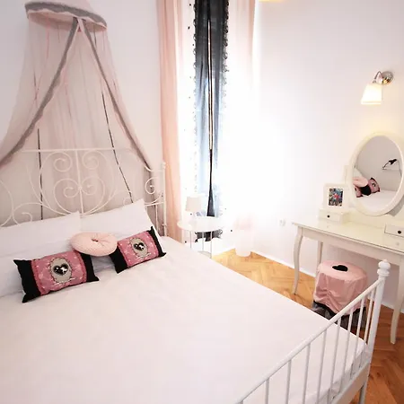 Auberge de jeunesse The *